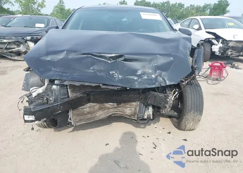 2018 Hyundai Elantra Value Edition z USA, uszkodzony, nr VIN 5NPD84LF9JH391896